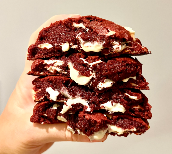 🍪 Vallatu Punapea - Red Velvet valge šokolaadiga