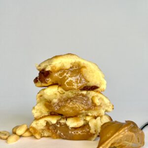 Peanut_caramel_chocolate_chip_cookies